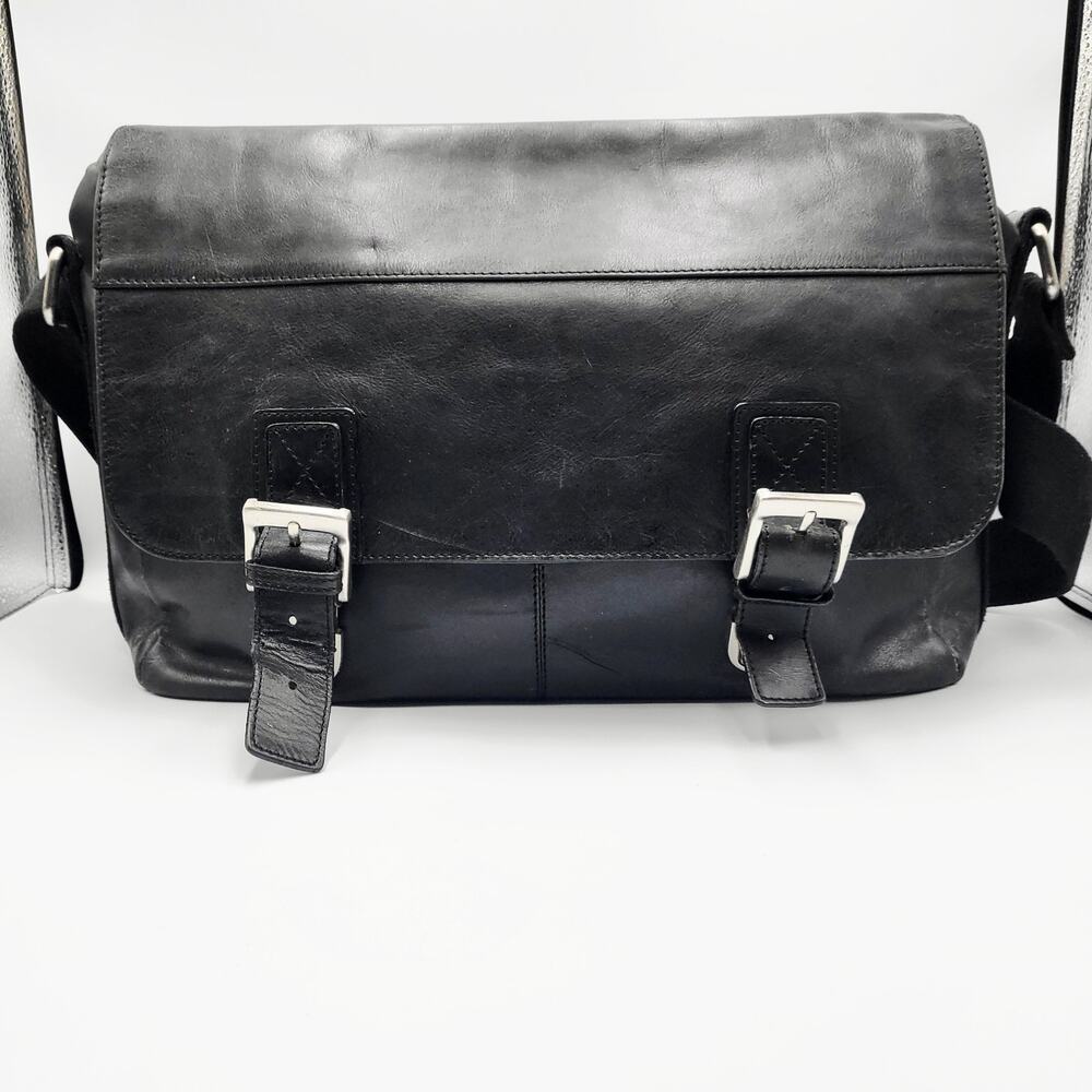 Vintage Fossil Brand Black Leather Large Rectangular Messenger Travel Bag Unisex